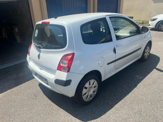 RENAULT TWINGO II Access 2009 – Image 8