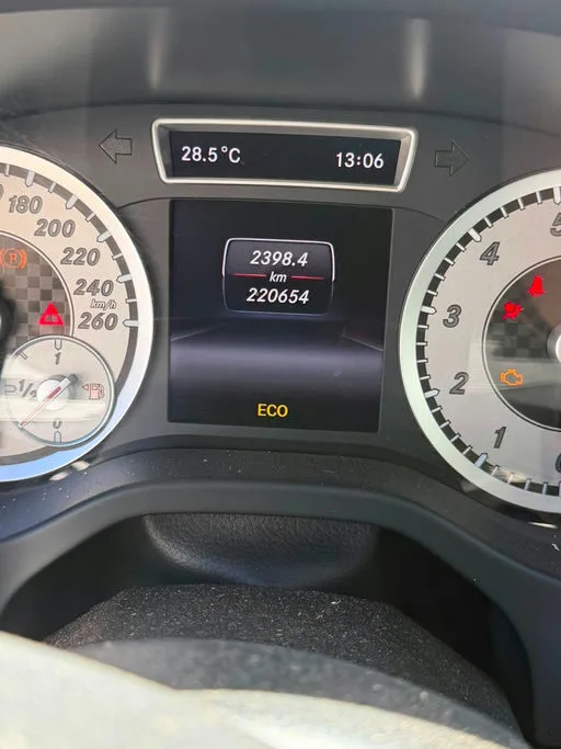 MERCEDES CLASSE A Sensation 7-G DCT A 2013 – Image 10
