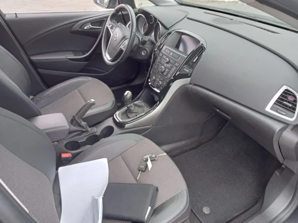 OPEL ASTRA SPORTS TOURER Edition 2015