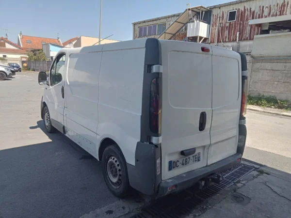 NISSAN PRIMASTAR 2006