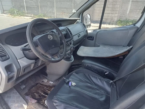 NISSAN PRIMASTAR 2006