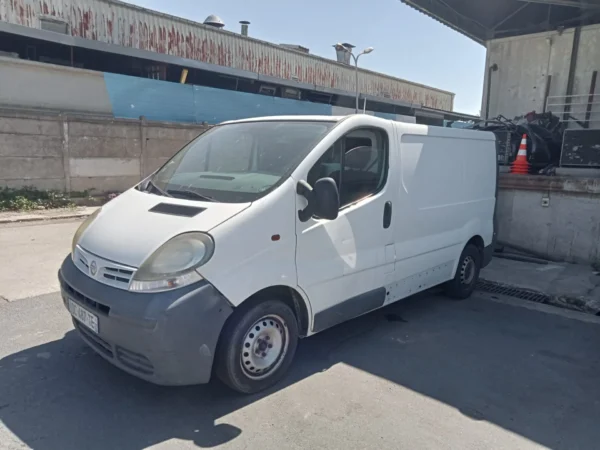 NISSAN PRIMASTAR 2006