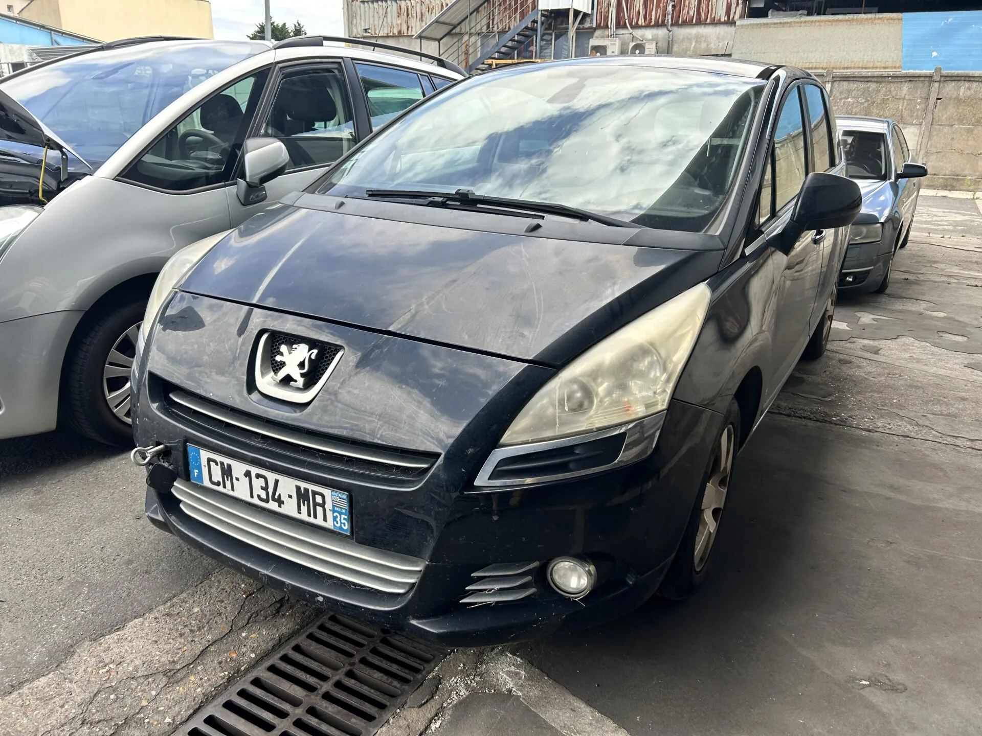 PEUGEOT 5008 Allure 5pl 2012 – Image 2