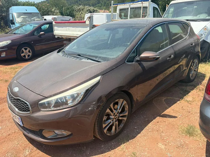 KIA CEE'D Active 2012 – Image 4