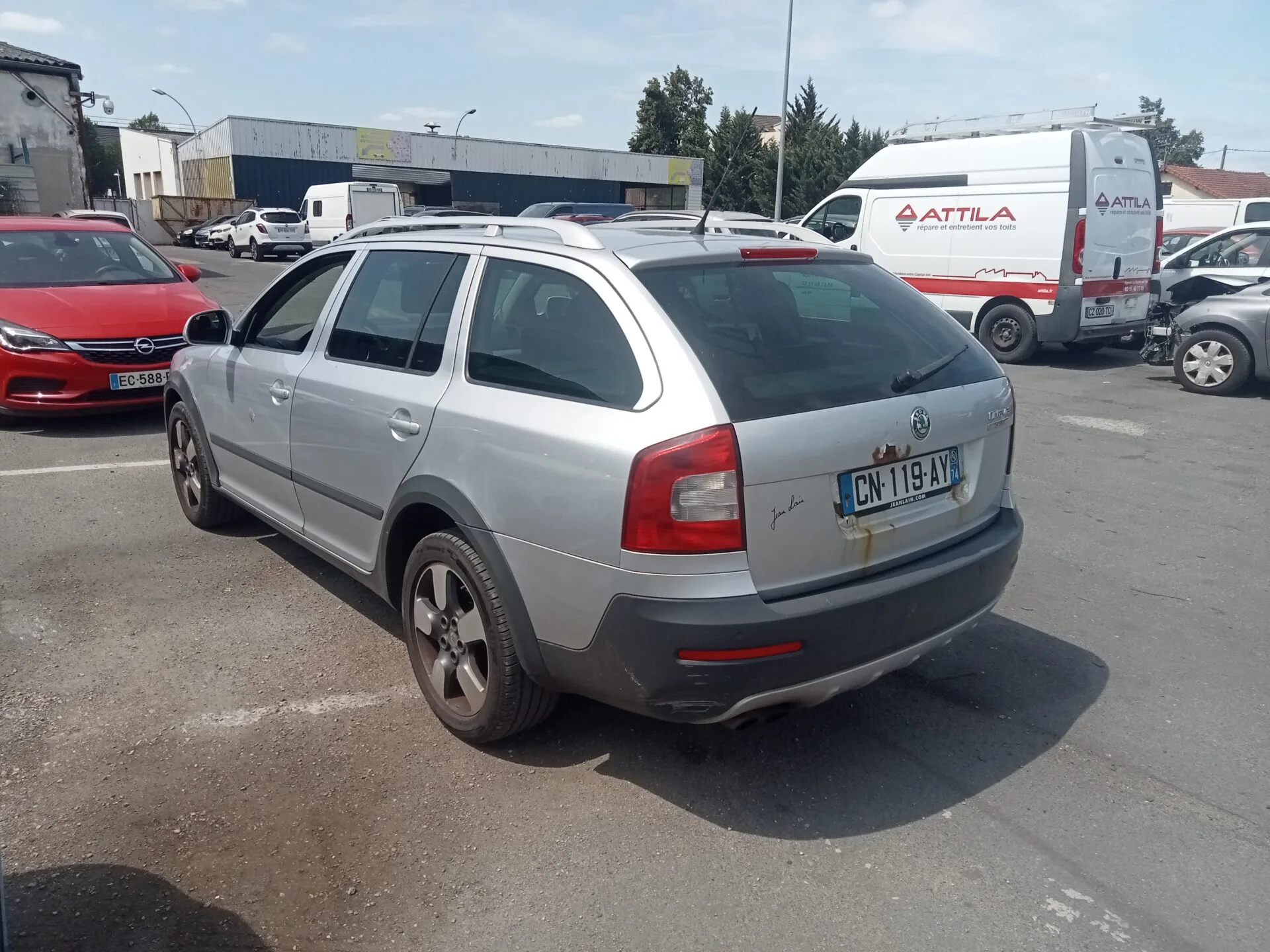 SKODA OCTAVIA COMBI 4X4 Scout Plus DSG 2012 – Image 3