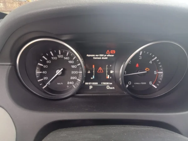 LAND ROVER DISCOVERY SPORT HSE A 2016