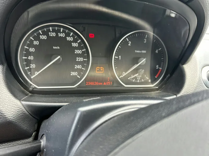 BMW SERIE 1 E81 Edition Confort 2011 – Image 14