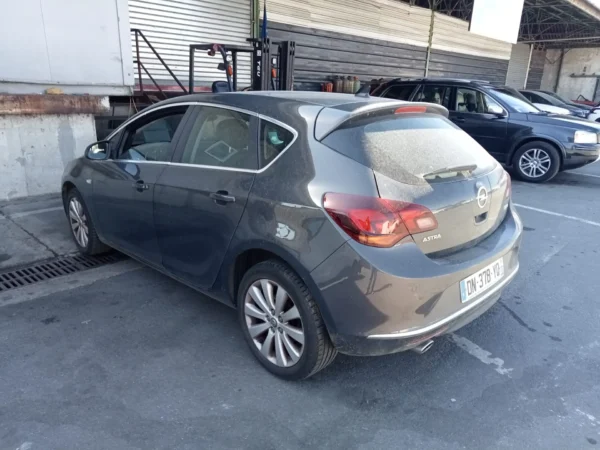 OPEL ASTRA Cosmo 2015