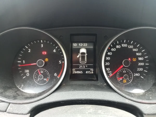 VOLKSWAGEN GOLF Trendline 2011
