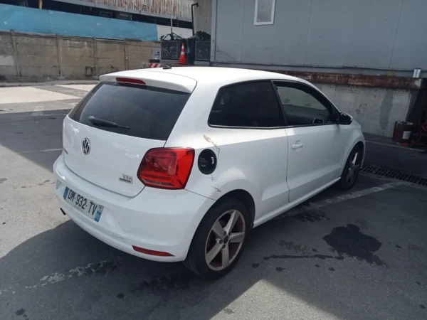 VOLKSWAGEN POLO BlueMotion 2015