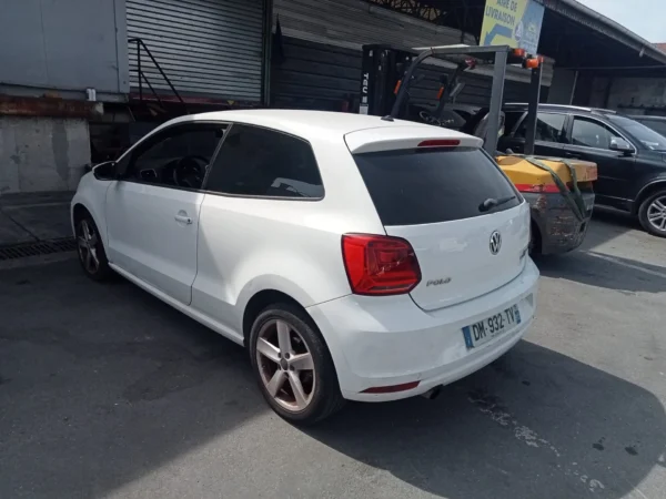 VOLKSWAGEN POLO BlueMotion 2015