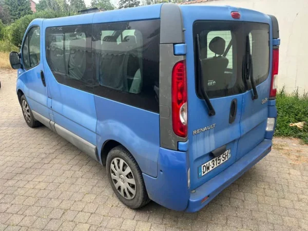RENAULT TRAFIC PASSENGER Authentique 2007