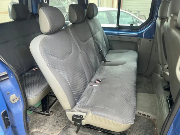 RENAULT TRAFIC PASSENGER Authentique 2007