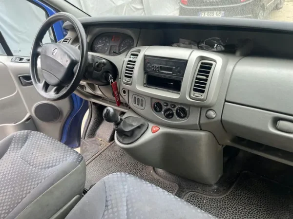 RENAULT TRAFIC PASSENGER Authentique 2007