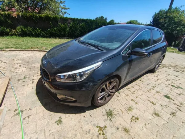 KIA CEE'D Premium 2014
