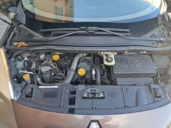 RENAULT GRAND SCENIC III Dynamique 7 pl 2010