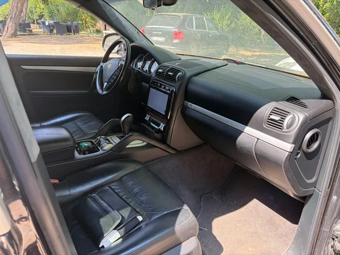 PORSCHE CAYENNE Turbo Tiptronic S 2004 – Image 11