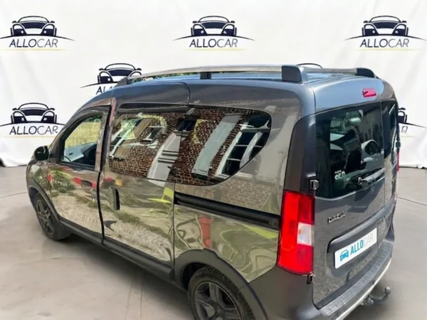 DACIA DOKKER Stepway 2017