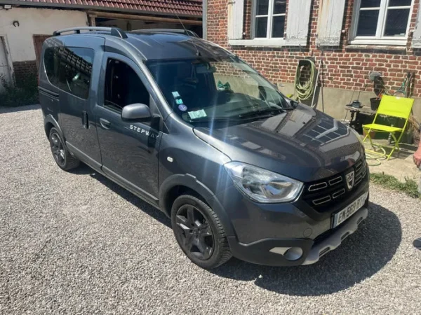 DACIA DOKKER Stepway 2017