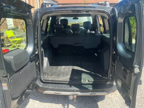 DACIA DOKKER Stepway 2017