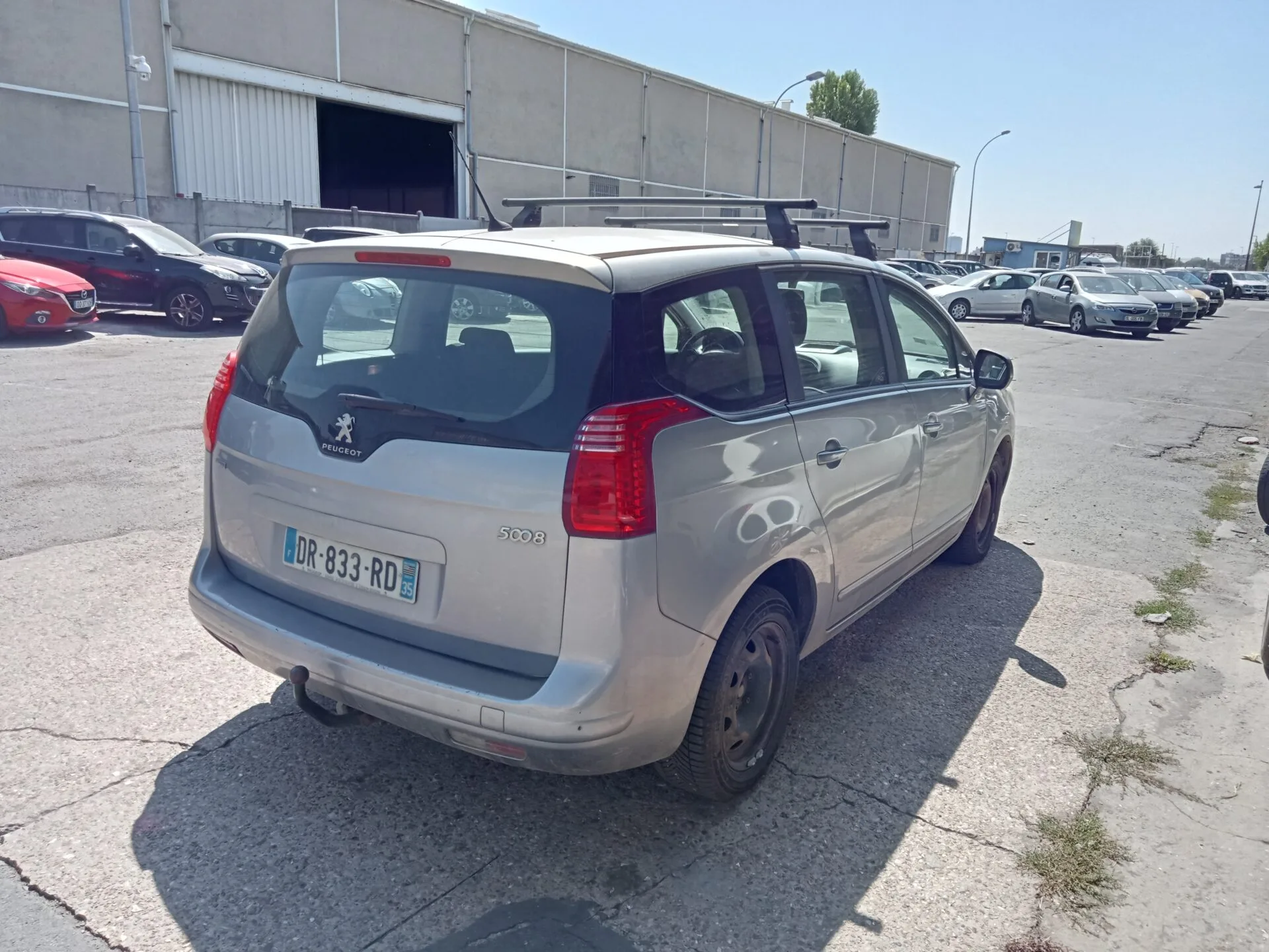 PEUGEOT 5008 2015 – Image 4