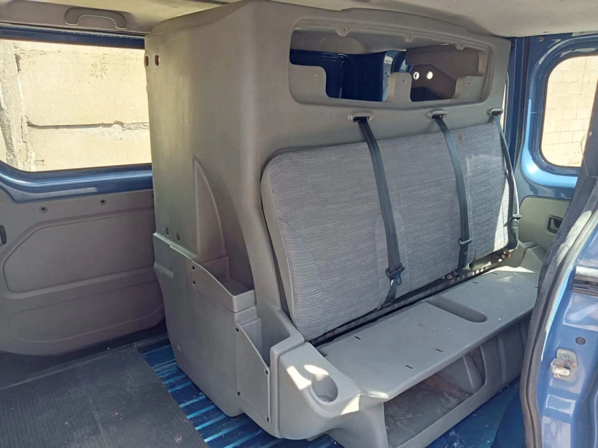 RENAULT TRAFIC PASSENGER Authentique 2008 – Image 6