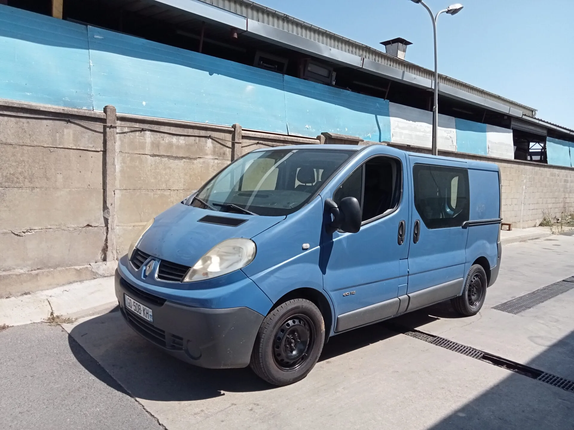 RENAULT TRAFIC PASSENGER Authentique 2008 – Image 2