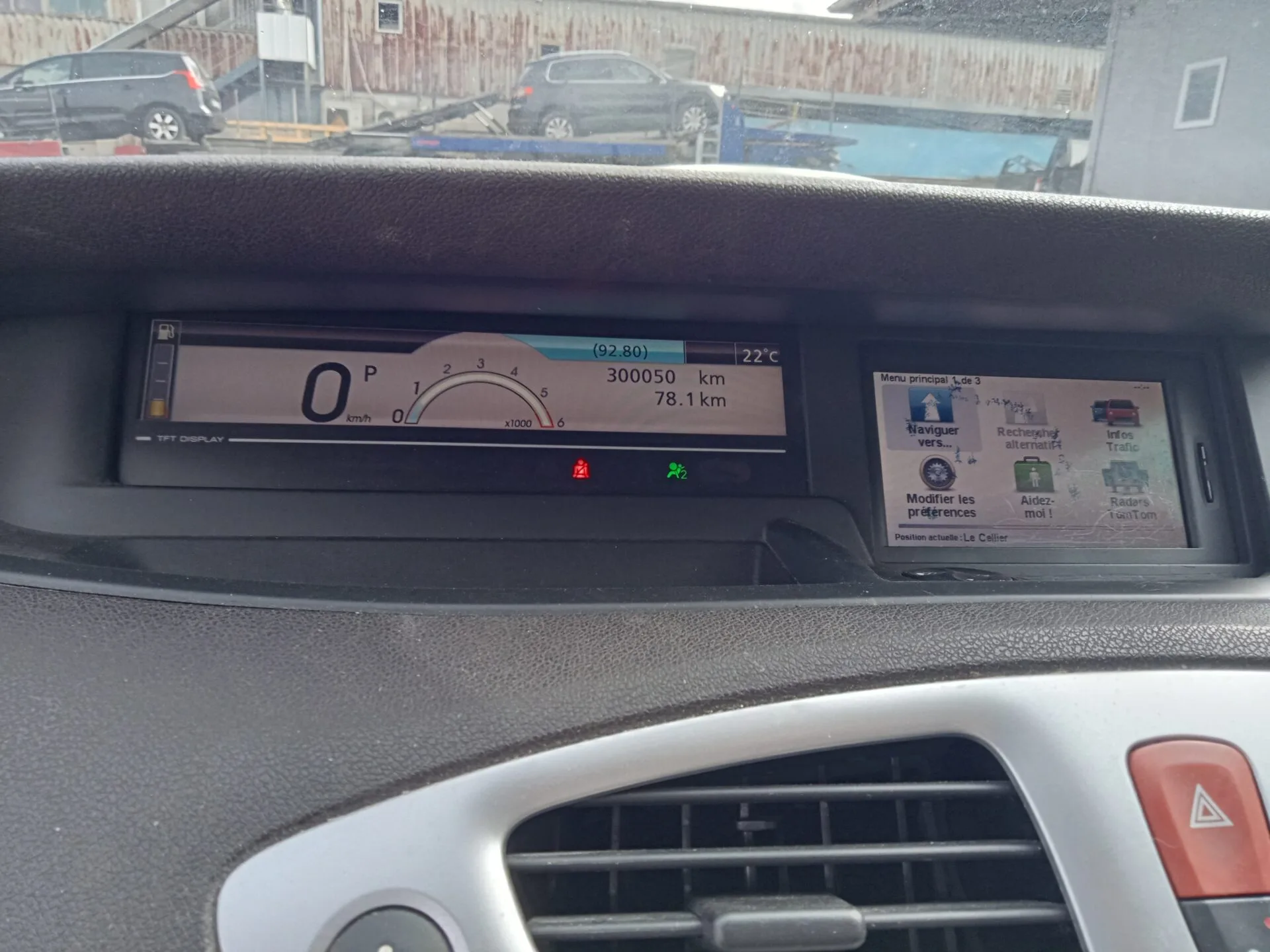 RENAULT GRAND SCENIC III 2010 – Image 6