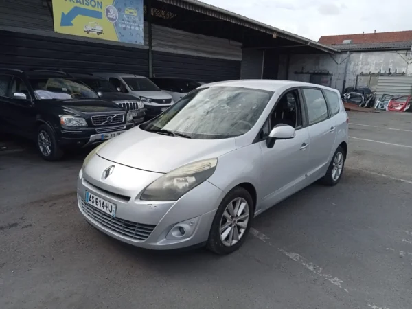 RENAULT GRAND SCENIC III 2010