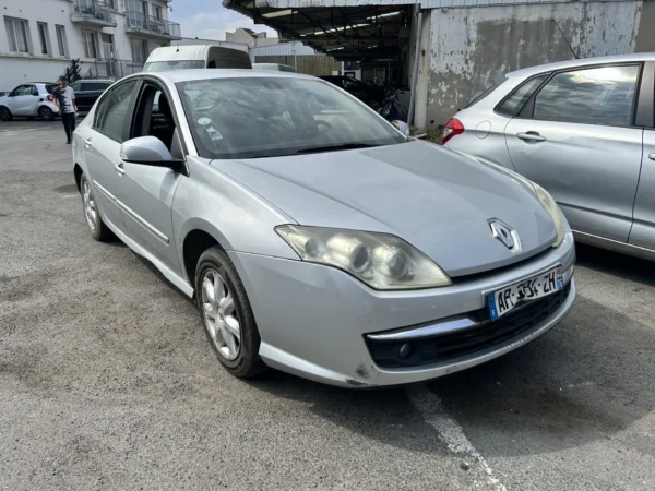 RENAULT LAGUNA III 2010