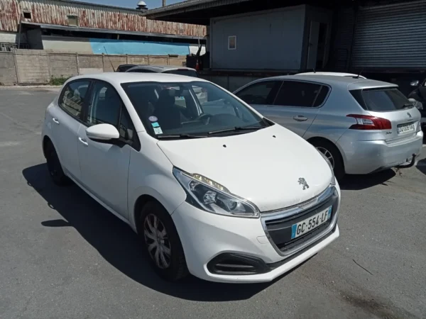 PEUGEOT 208 Active 2016