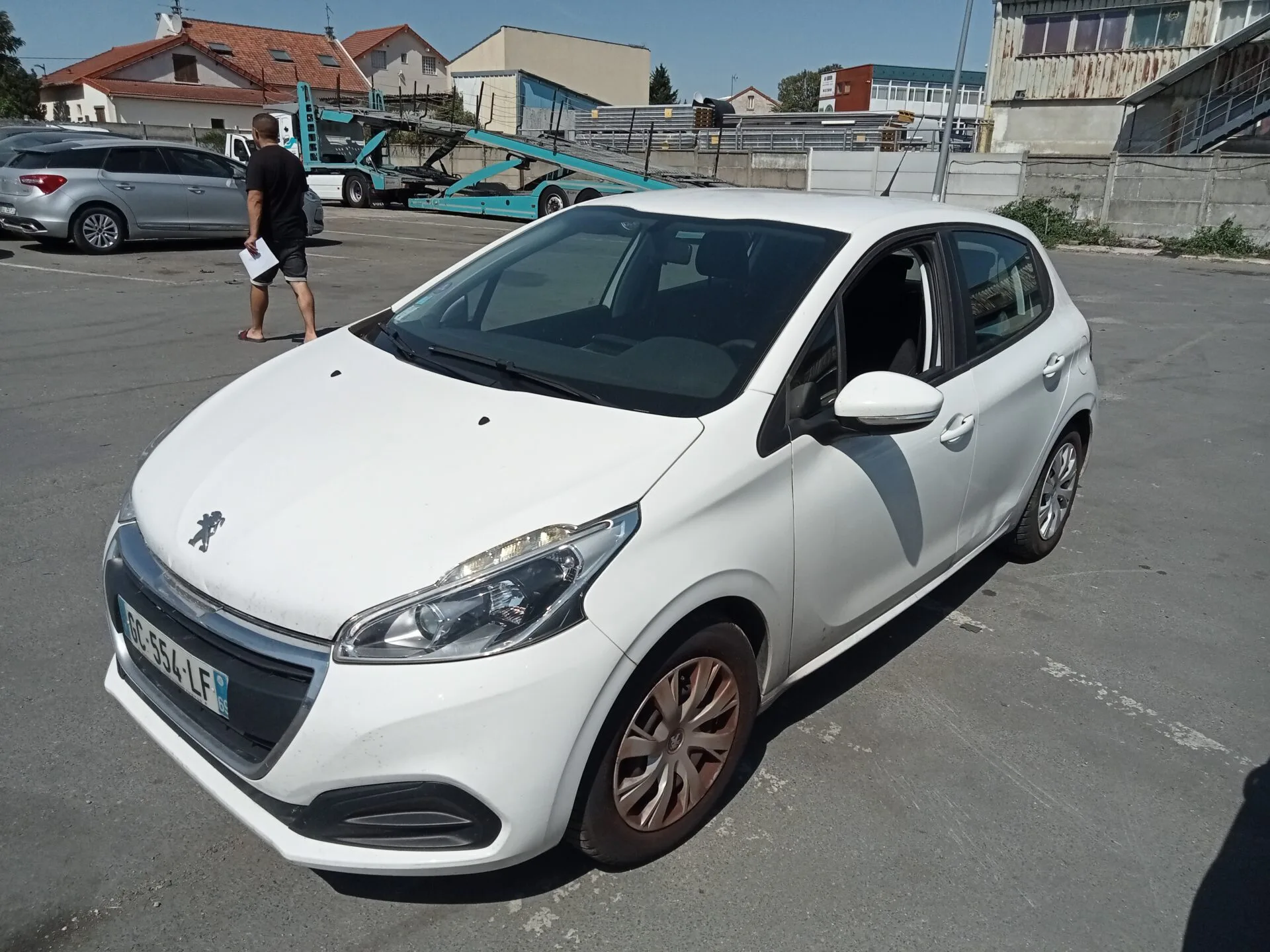 PEUGEOT 208 Active 2016 – Image 2