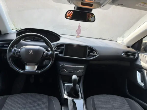 PEUGEOT 308 Active 2017