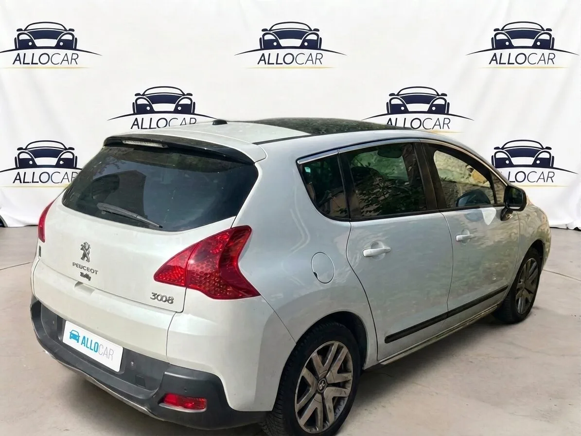 PEUGEOT 3008 HYBRID4 Limited Edition 2012 – Image 2