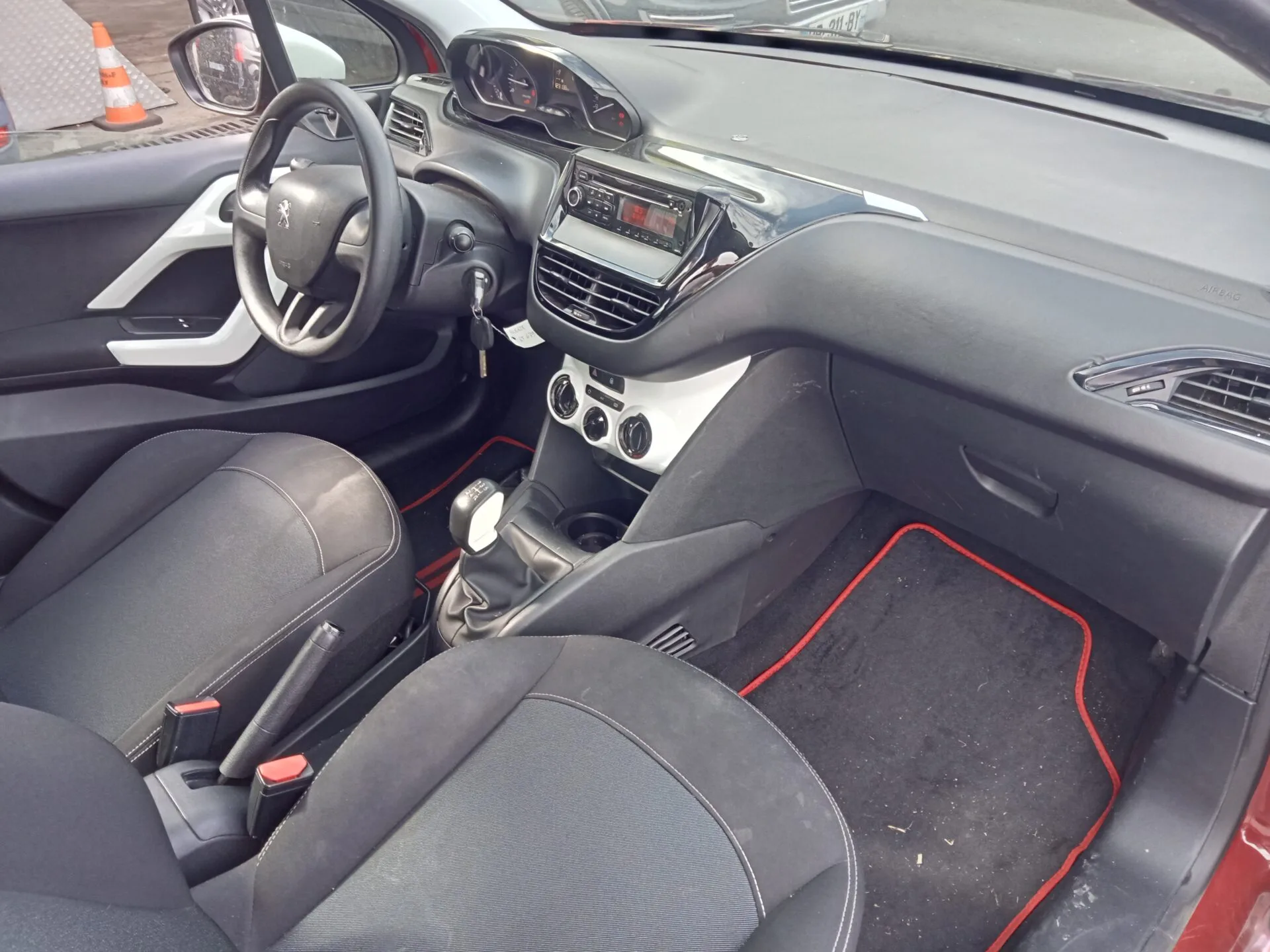 PEUGEOT 208 Like 2018 – Image 5