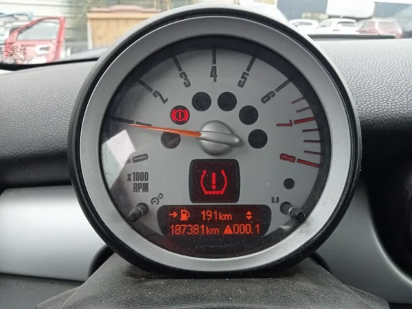 MINI MINI R56 One 2008