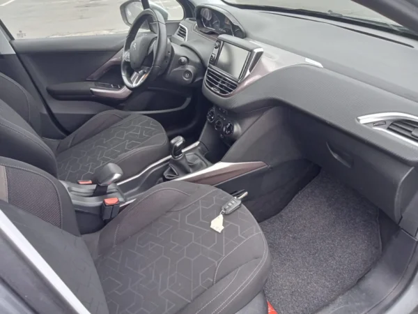 PEUGEOT 2008 Style 2015