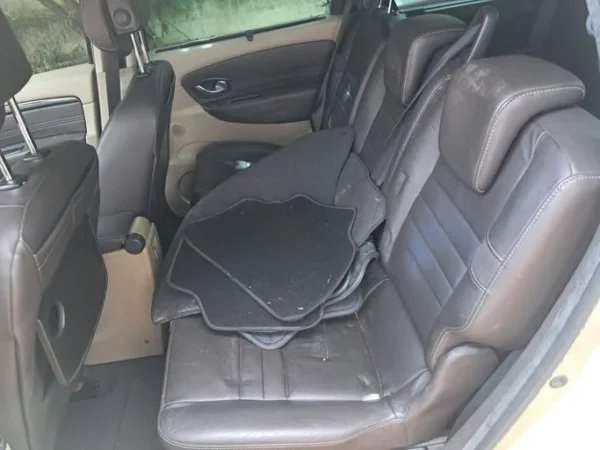 RENAULT GRAND SCENIC III Privilège 7 pl 2010