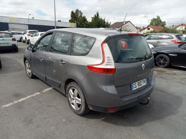 RENAULT GRAND SCENIC III Dynamique EDC 7 pl 2012