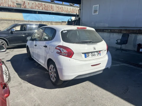 PEUGEOT 208 AFFAIRE PACK CD CLIM 2014