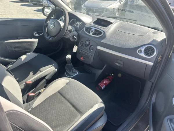 RENAULT CLIO III Exception TomTom Euro 5 2010