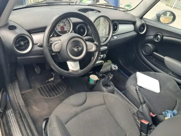 MINI MINI R56 One 2008
