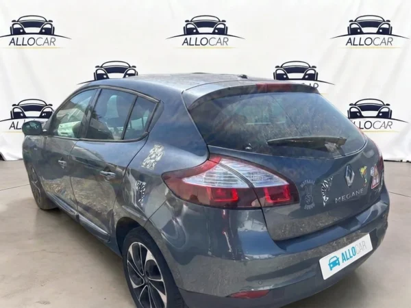 RENAULT MEGANE III BERLINE Bose EDC 2015