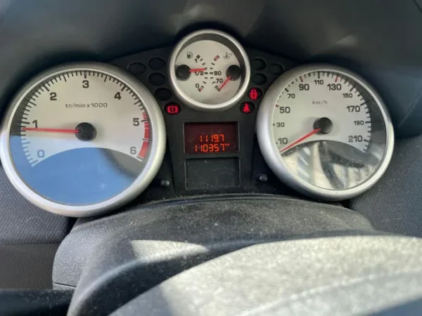PEUGEOT 207 Active 2010