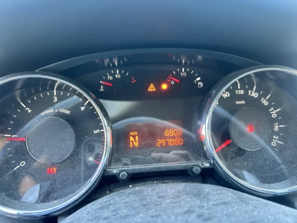 PEUGEOT 5008 2013