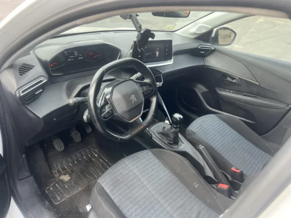 PEUGEOT 208 AFFAIRE 2021