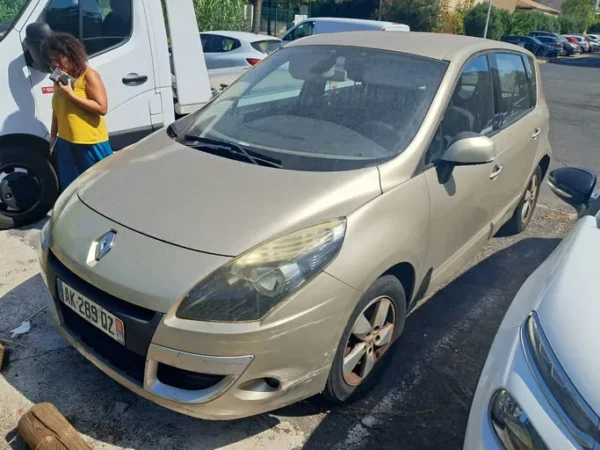 RENAULT SCENIC III 2010