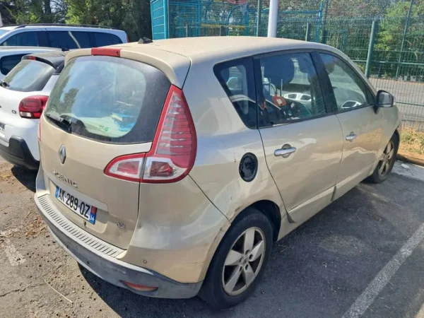 RENAULT SCENIC III 2010