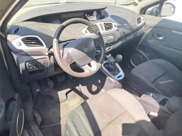 RENAULT SCENIC III 2010