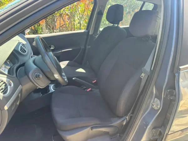 RENAULT CLIO III Pack Authentique 2006